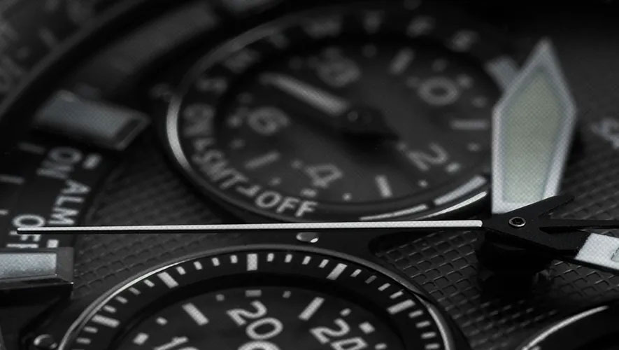 KEEPING THE HANDS IN POSITION